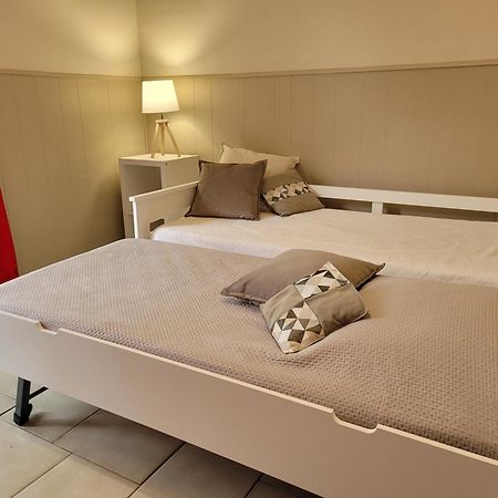 Appartements Dans Villa En Rez De Jardin Hyères Exteriör bild