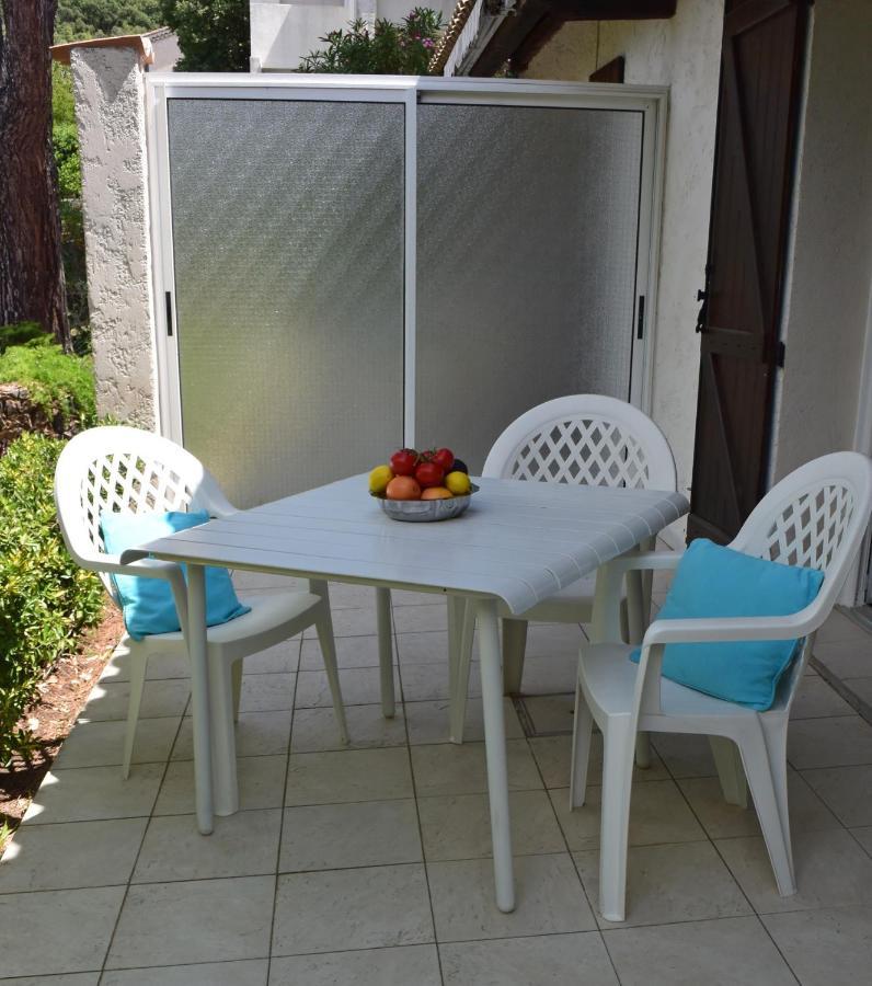 Appartements Dans Villa En Rez De Jardin Hyères Exteriör bild