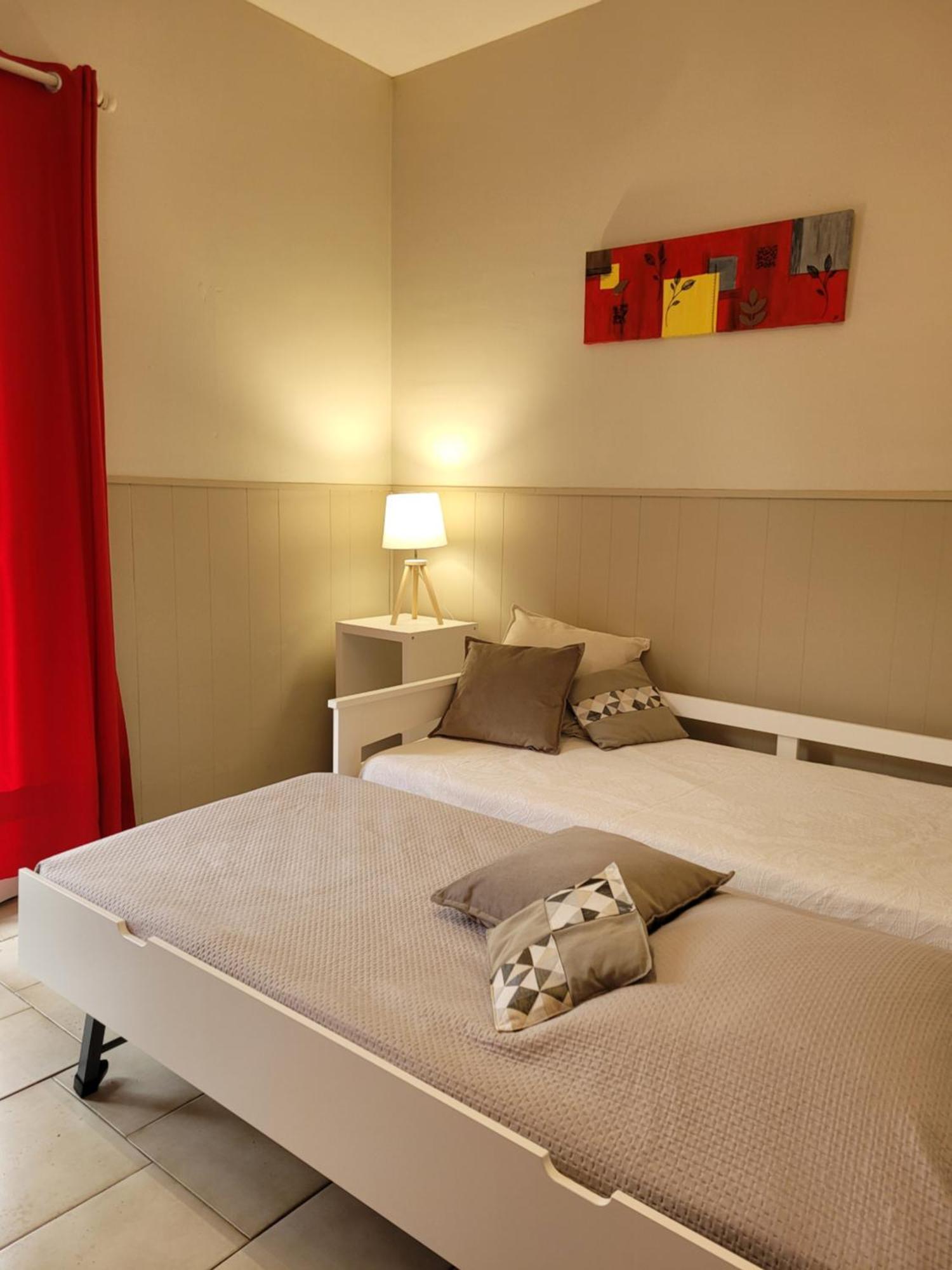 Appartements Dans Villa En Rez De Jardin Hyères Exteriör bild