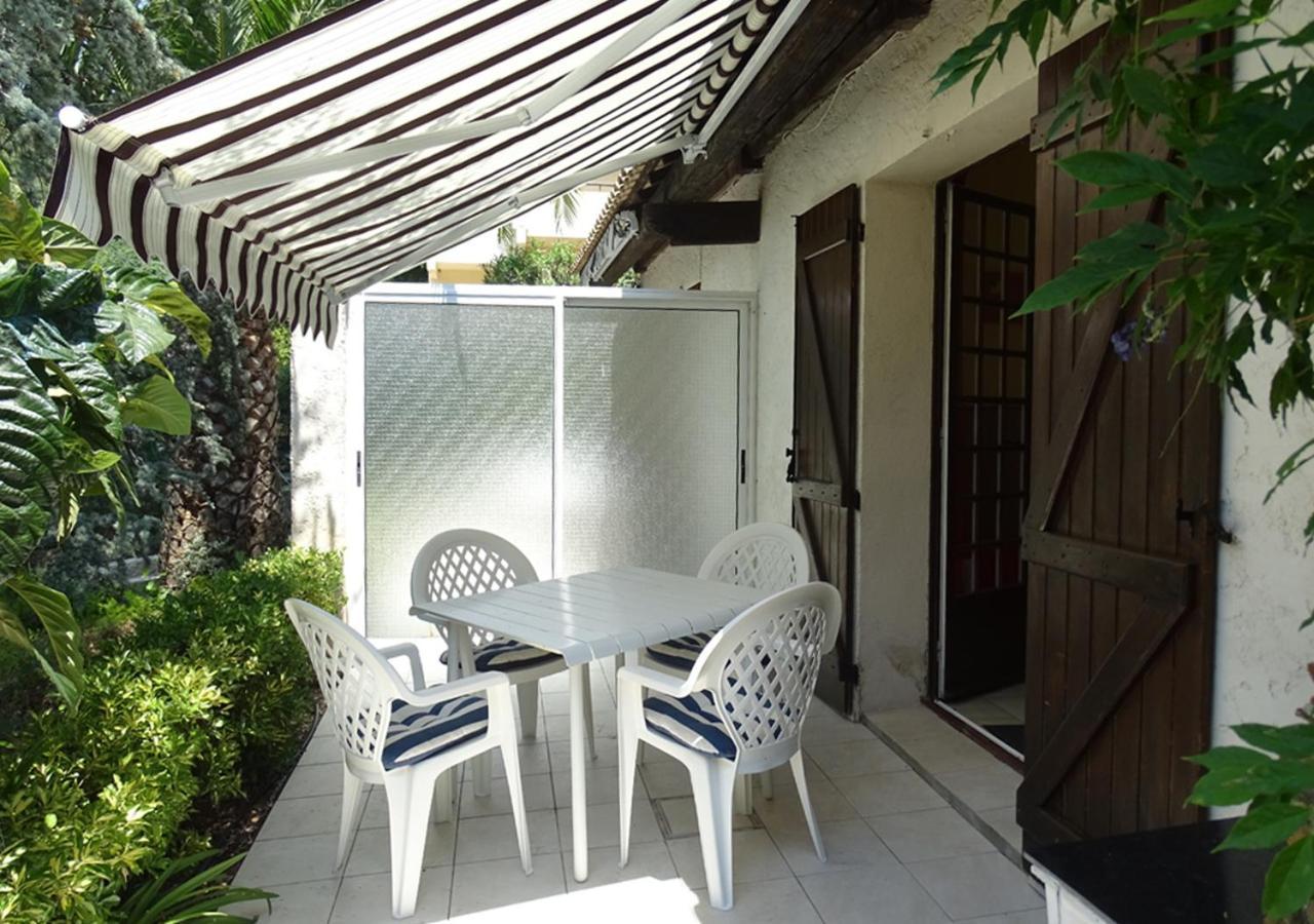Appartements Dans Villa En Rez De Jardin Hyères Exteriör bild